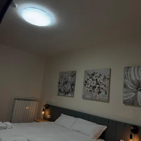 Elite Royal Apartament *
